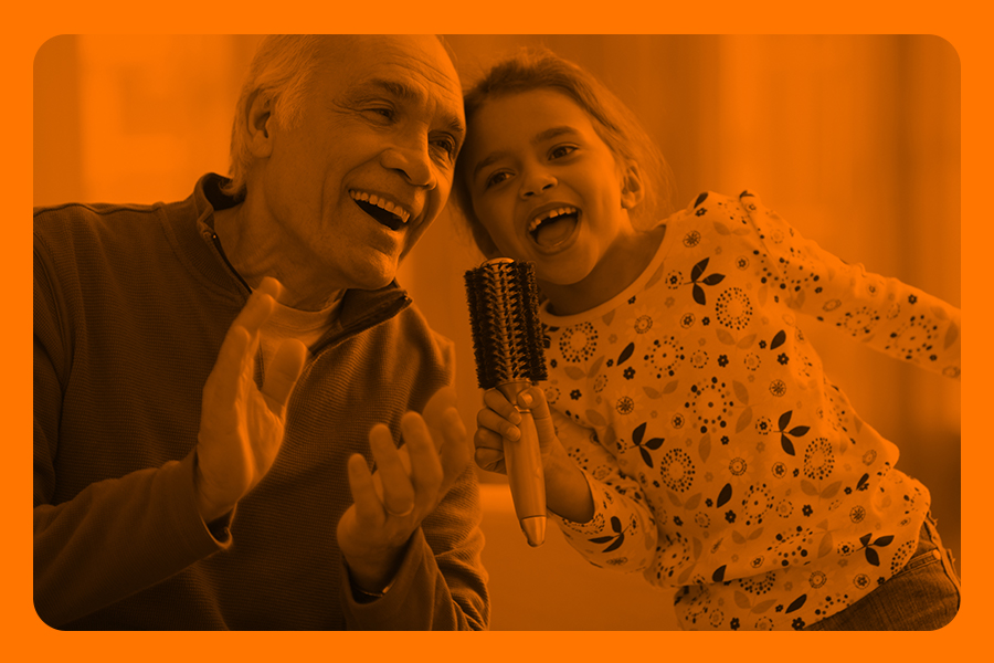 grandfather_child_singing_900